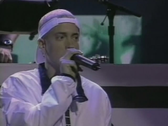 Eminem - The Real Slim Shady, The Way I Am, Marshall Mathers live at Farmclub 2000